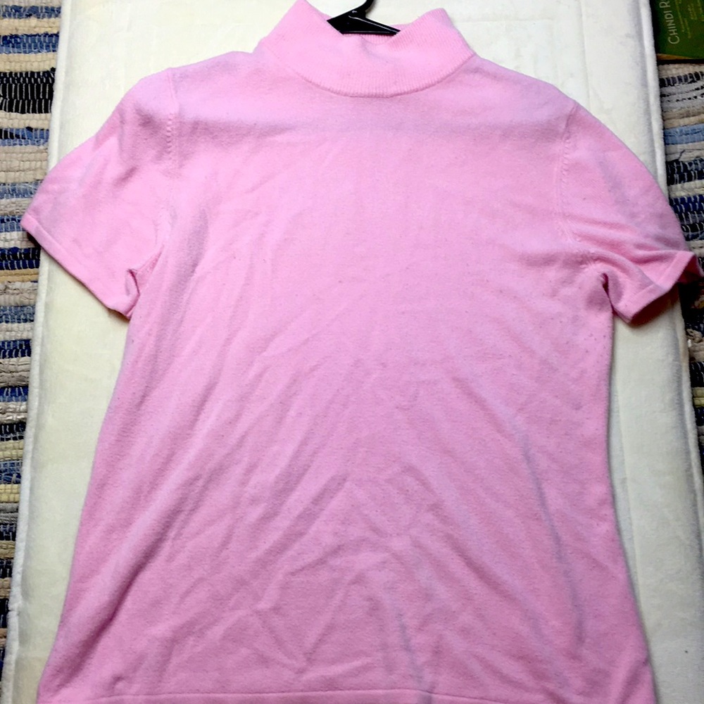Pink short sleeve turtleneck
